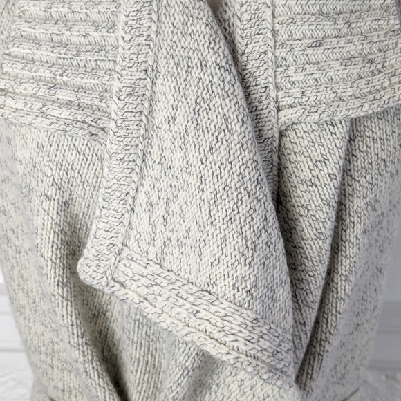 Karen Millen • Belted Sweater Vest Cardigan - Picture 6 of 9